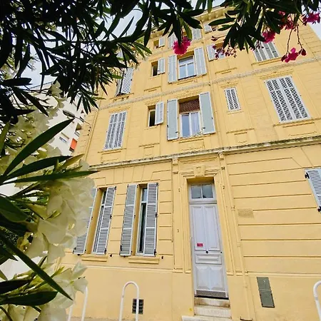 La Diva Du Festival - 10 Mn A Pied Palais & Plages - Cosy & Calme - Clim - Wifi Apartment Cannes
