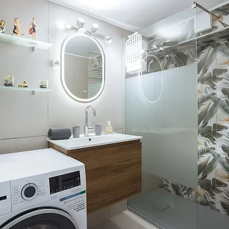 La Diva Du Festival - 12 Mn A Pied Palais & Plages - Cosy & Calme - Clim - Wifi - Parking Prive Apartment *