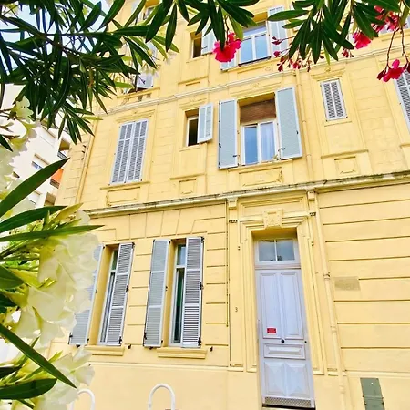 Apartment La Diva Du Festival - 12 Mn A Pied Palais & Plages - Cosy & Calme - Clim - Wifi - Parking Prive *